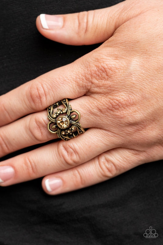 We Wear Crowns Here - Brass Paparazzi Ring