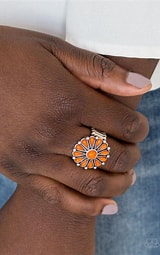 Poppy Pop-Tastic - Orange Paparazzi Ring